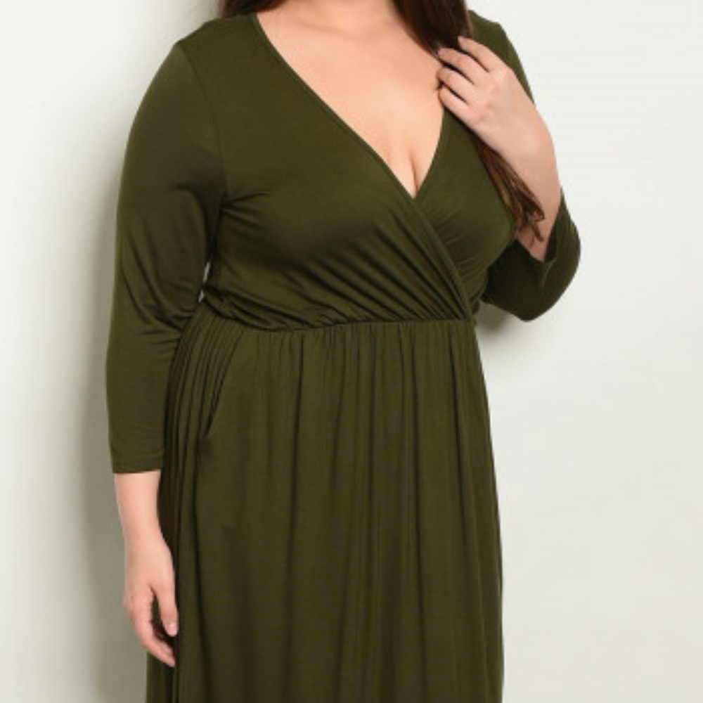 OLIVE MAXI KNIT DRESS - Picture 2 of 3